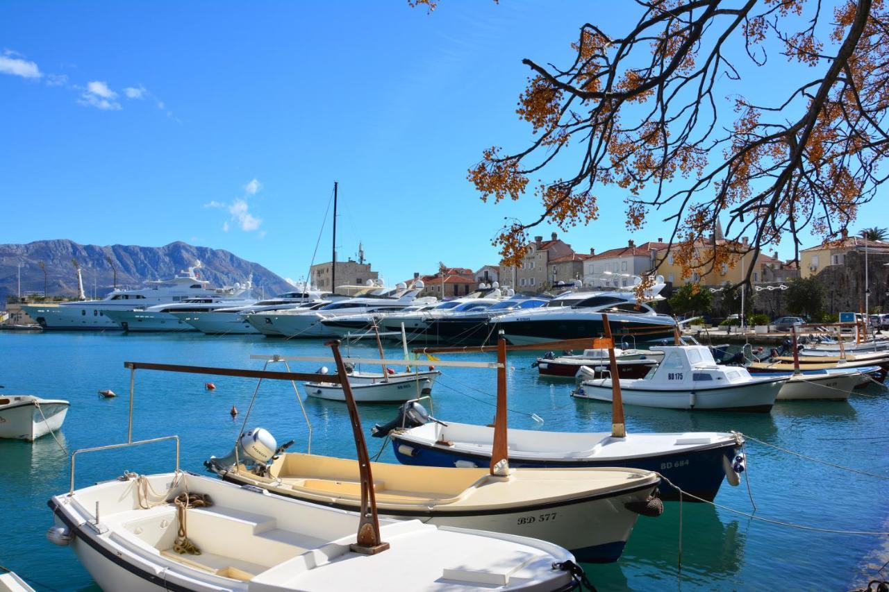 Montenegro Hostel B&B Budva Exterior foto